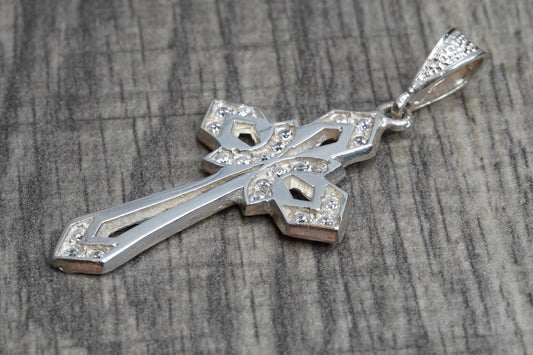 Charm Cross Zirconia