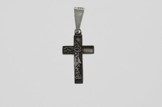 Small   Charm Cross yar013