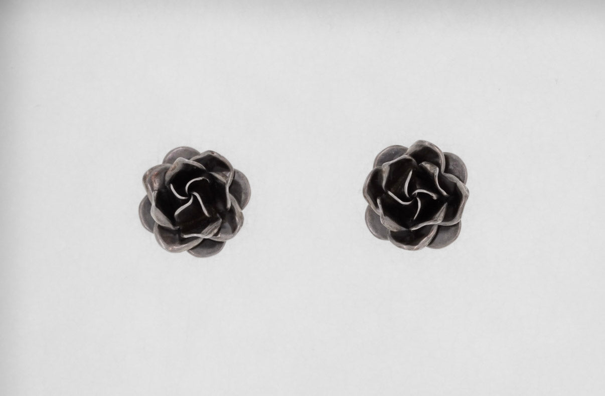 Medium Rose Silver Earring